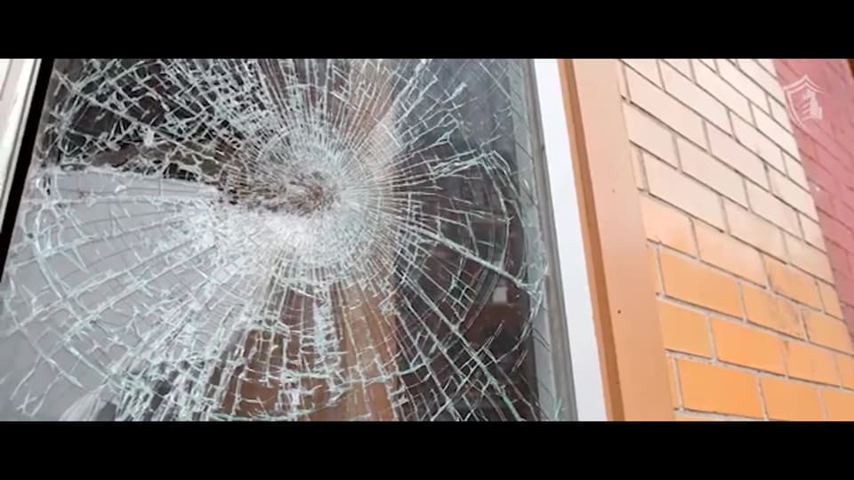 Video poster: 3M S2400 Security Window Film — forced-entry testing (1:54)